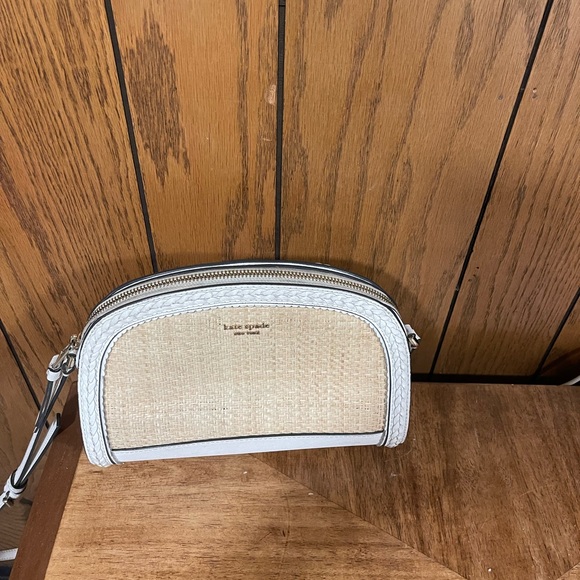 Kate Spade ♠️ Small Straw Crossbody - Picture 11 of 16